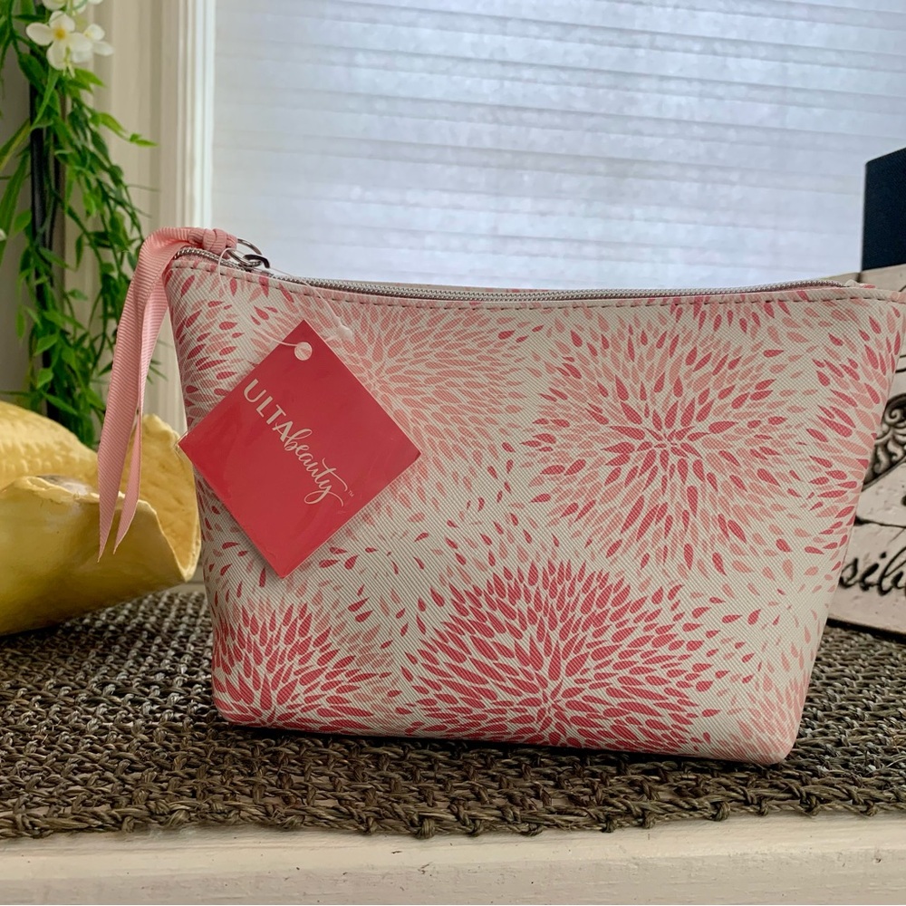 Ulta Beauty NIP Spring 2018 Pink & Cream Floral Pouch with Makeup Kit